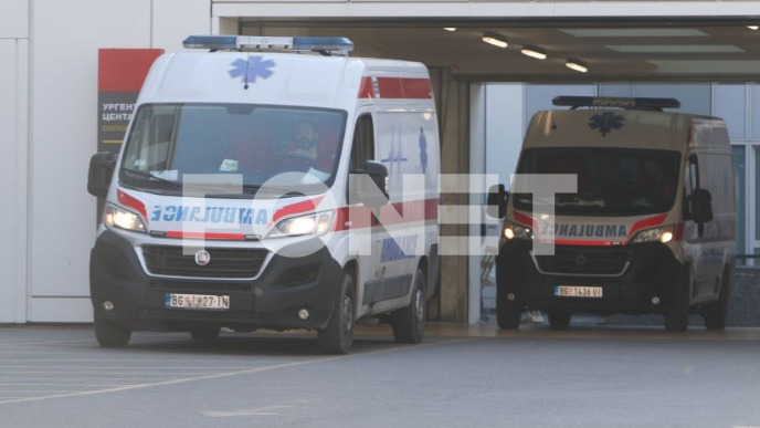 Povređen vozač Hitne pomoći